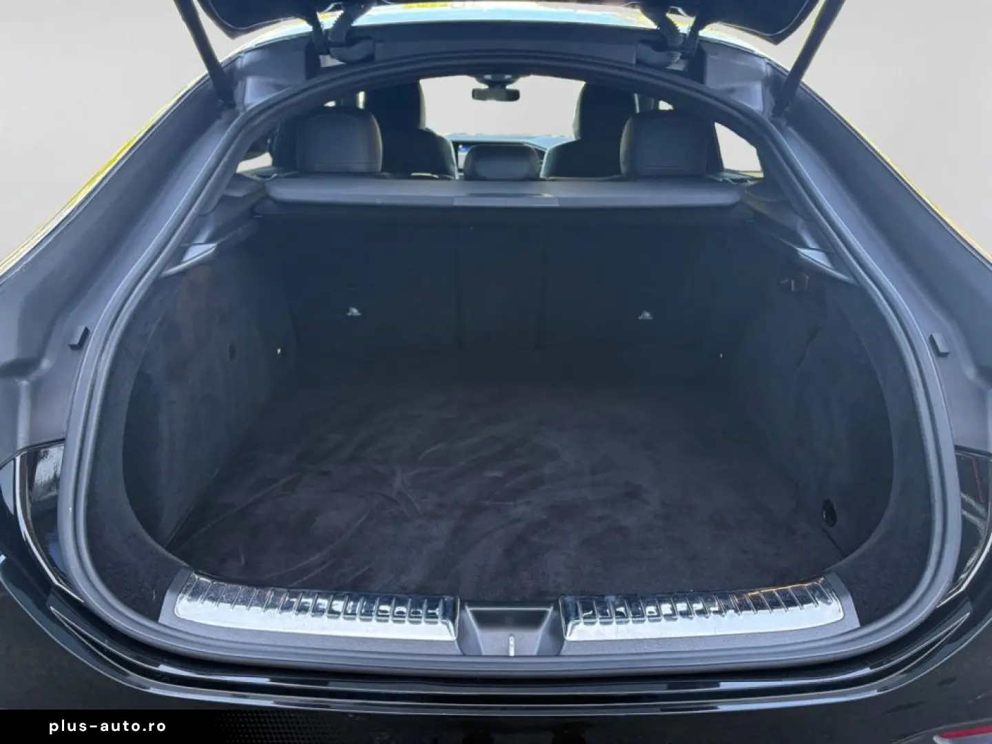 MERCEDES-BENZ GLE 350e 4M Coupé AMG NIGHT MBEAM AHK KAM BURM