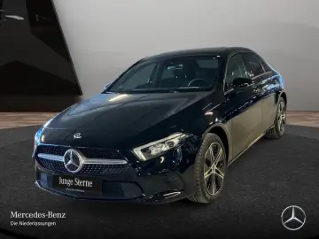MERCEDES-BENZ A 250 e Lim LED Keyless Navi  CarPlay