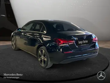 MERCEDES-BENZ A 250 e Lim LED Keyless Navi  CarPlay