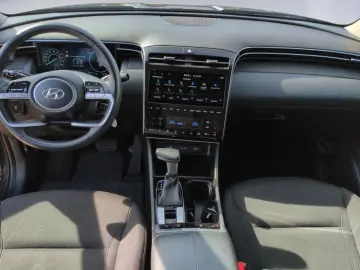 HYUNDAI Tucson 1.6 T-GDI Select