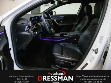 MERCEDES-BENZ A 220d Limousine Business NIGHT LED PDC