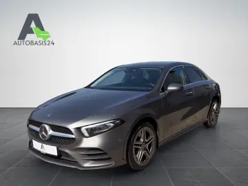 MERCEDES-BENZ A250e Limousine AMG Line  Kamera Ambiente LED
