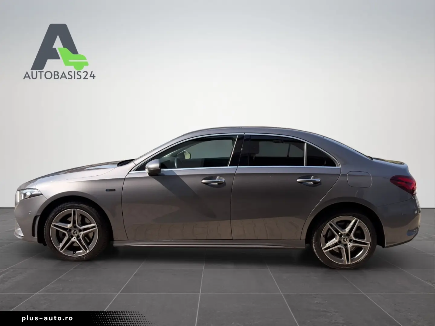 MERCEDES-BENZ A250e Limousine AMG Line  Kamera Ambiente LED