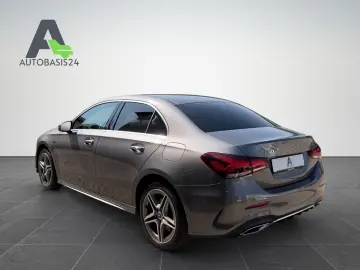 MERCEDES-BENZ A250e Limousine AMG Line  Kamera Ambiente LED