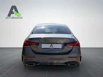 MERCEDES-BENZ A250e Limousine AMG Line  Kamera Ambiente LED