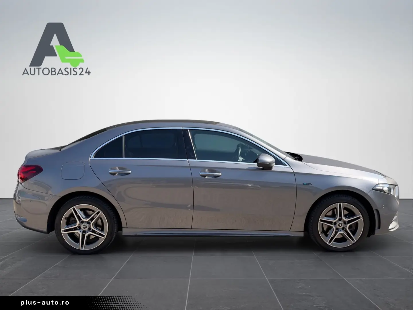 MERCEDES-BENZ A250e Limousine AMG Line  Kamera Ambiente LED