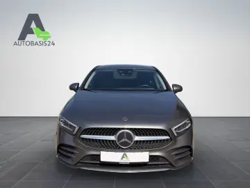 MERCEDES-BENZ A250e Limousine AMG Line  Kamera Ambiente LED