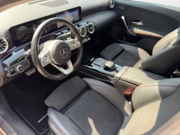 MERCEDES-BENZ A250e Limousine AMG Line  Kamera Ambiente LED