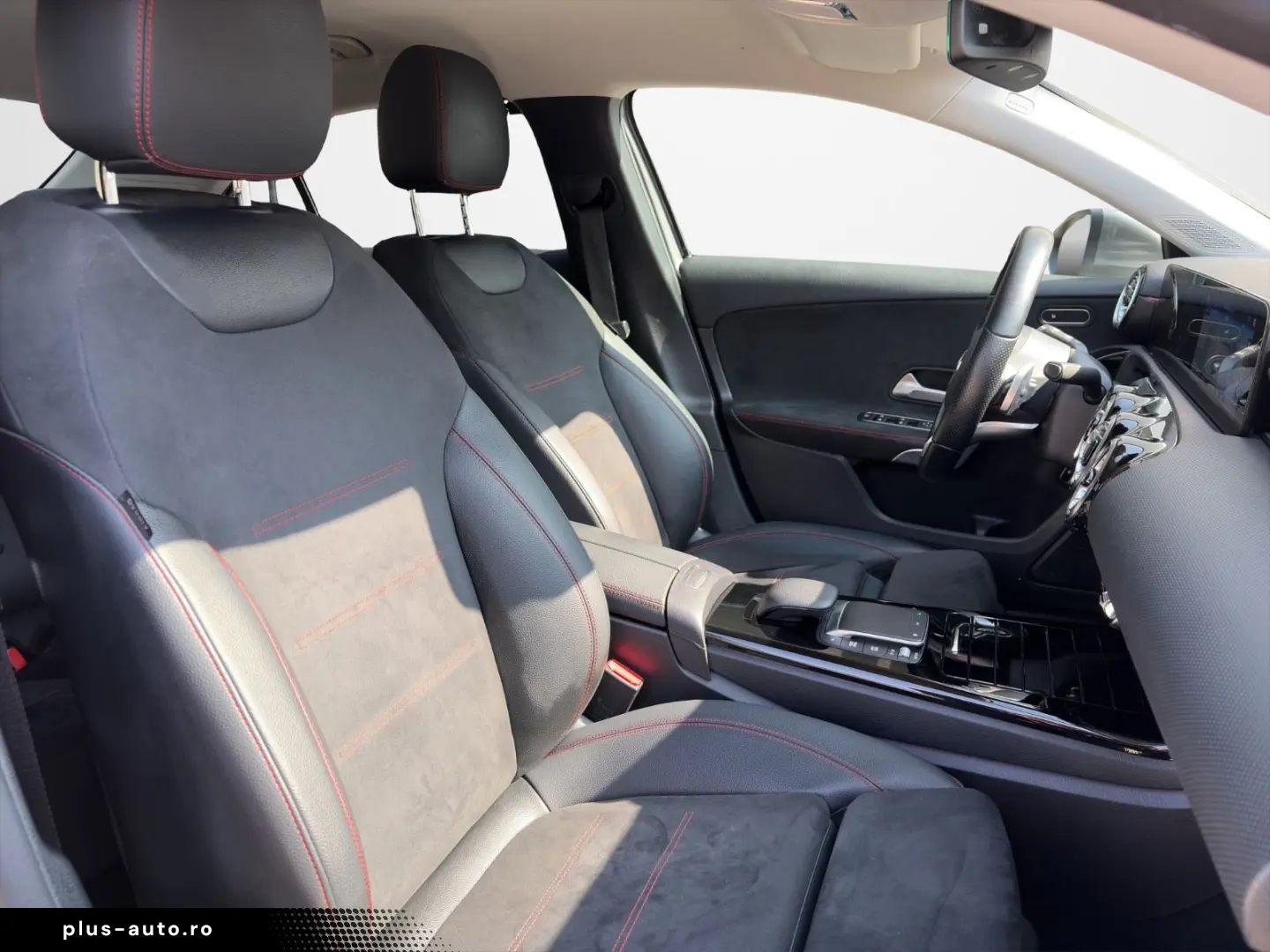 MERCEDES-BENZ A250e Limousine AMG Line  Kamera Ambiente LED