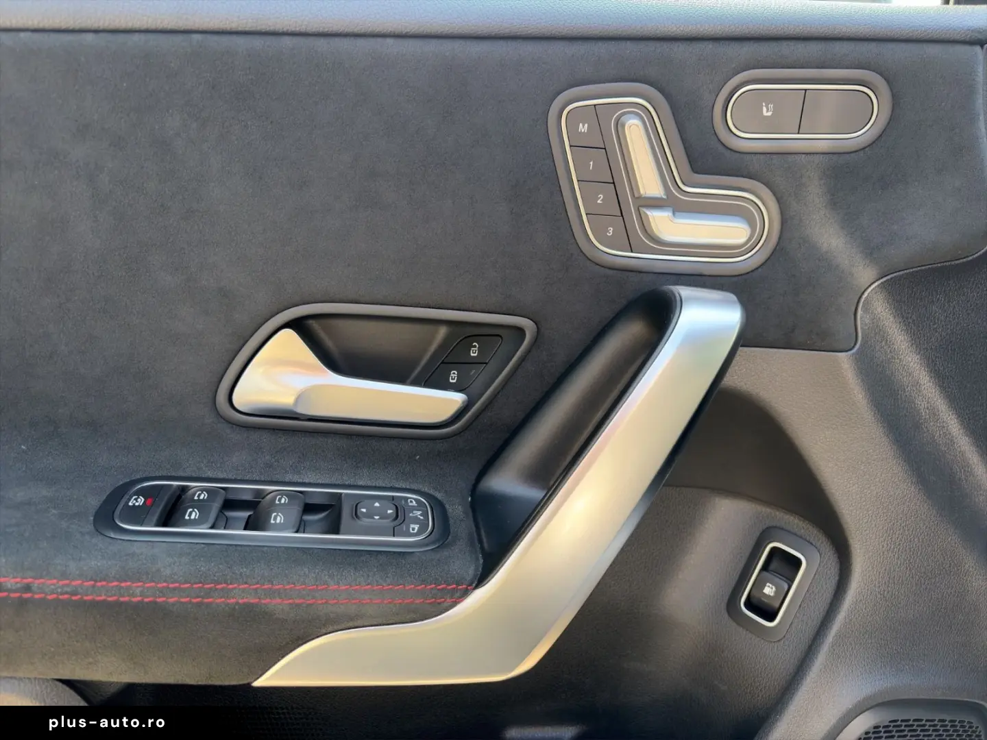 MERCEDES-BENZ A250e Limousine AMG Line  Kamera Ambiente LED