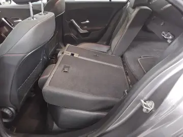 MERCEDES-BENZ A 250 Lim. e AMG-Line LED MBUX