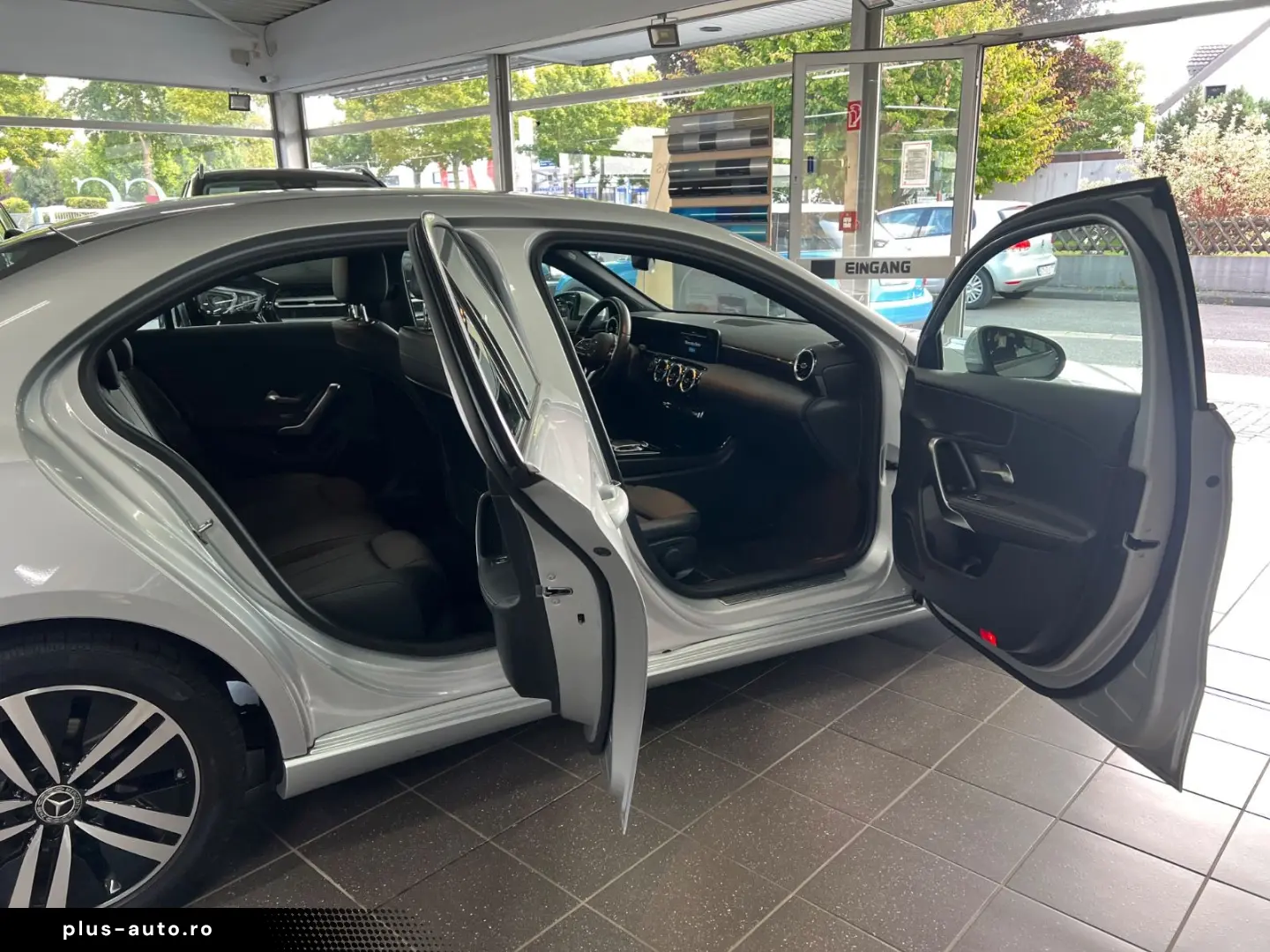 MERCEDES-BENZ A 180 d Limousine Progressive  LED