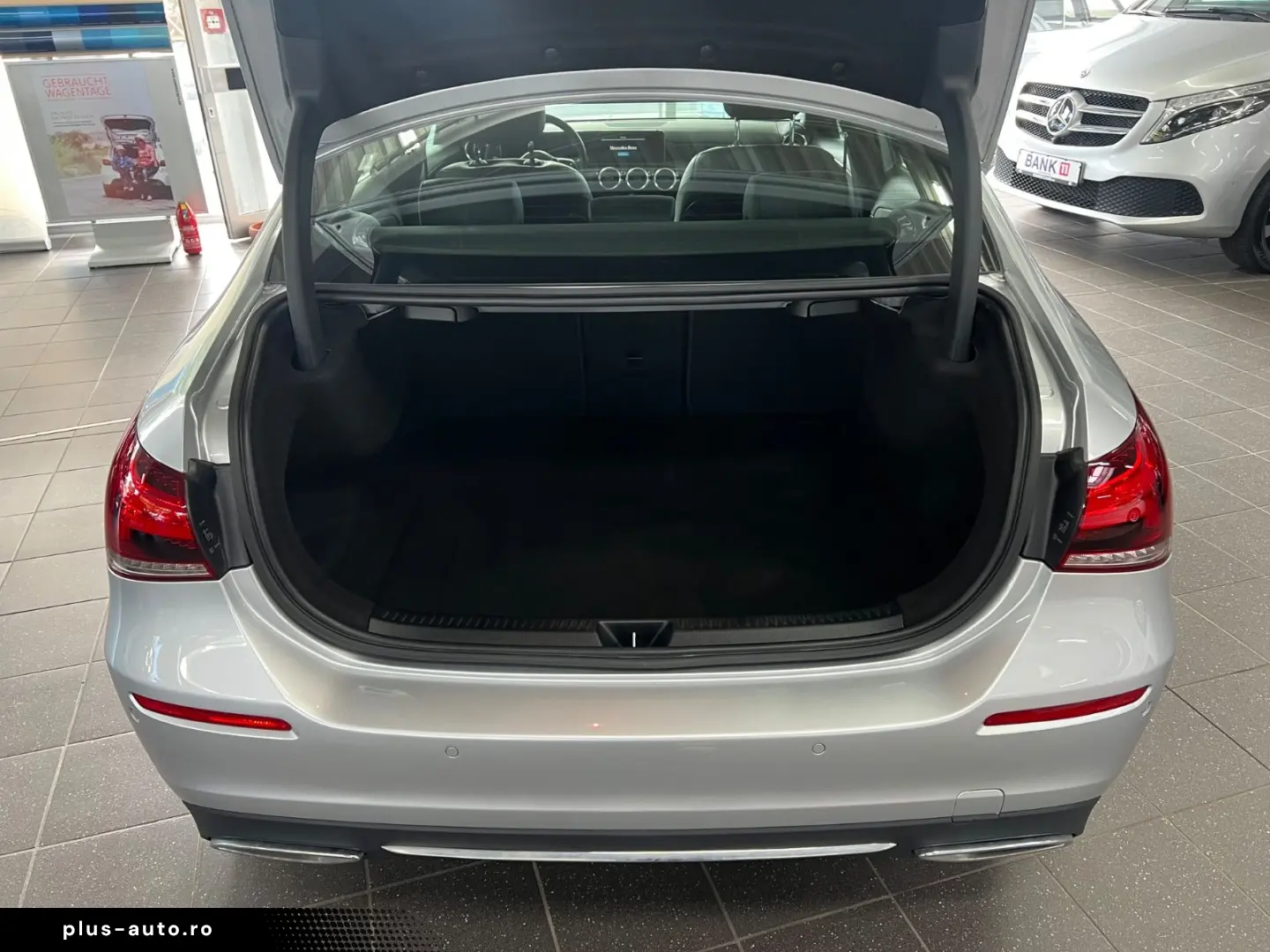 MERCEDES-BENZ A 180 d Limousine Progressive  LED