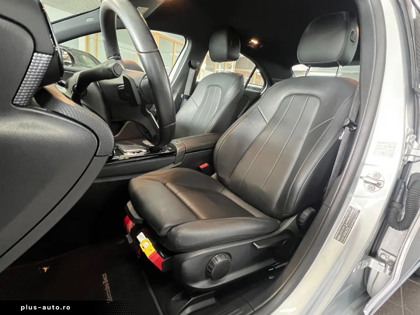 MERCEDES-BENZ A 180 d Limousine Progressive  LED