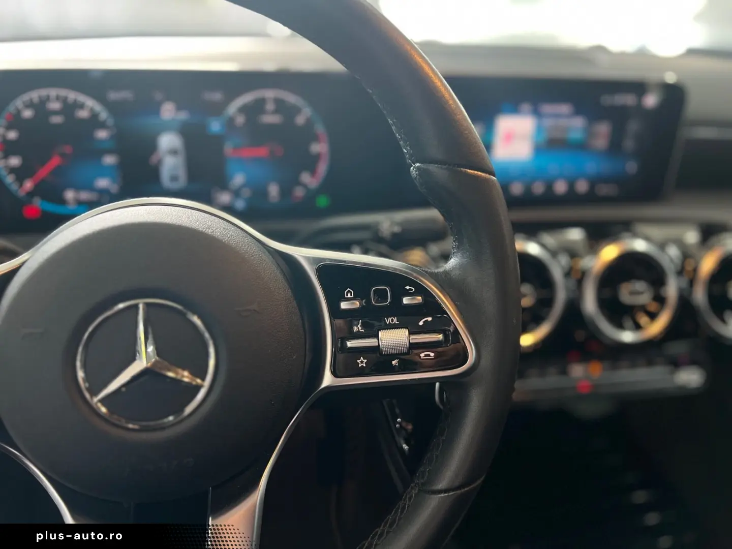 MERCEDES-BENZ A 180 d Limousine Progressive  LED