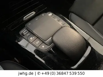 MERCEDES-BENZ A 250 e Lim Edition 2020 AMG Widescreen