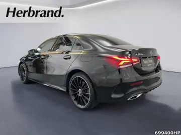 MERCEDES-BENZ A 250 e AMG Limousine Burmester 19