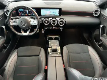 MERCEDES-BENZ A 250 e AMG Limousine Burmester 19