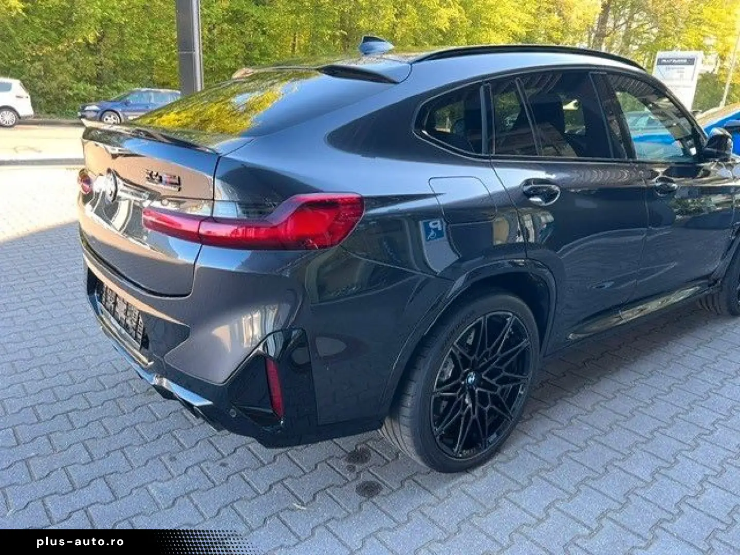 BMW X4 M Competition ACC AHK Pano 21