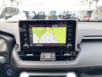 TOYOTA RAV4 2.5 VVT-i  Hybrid Team