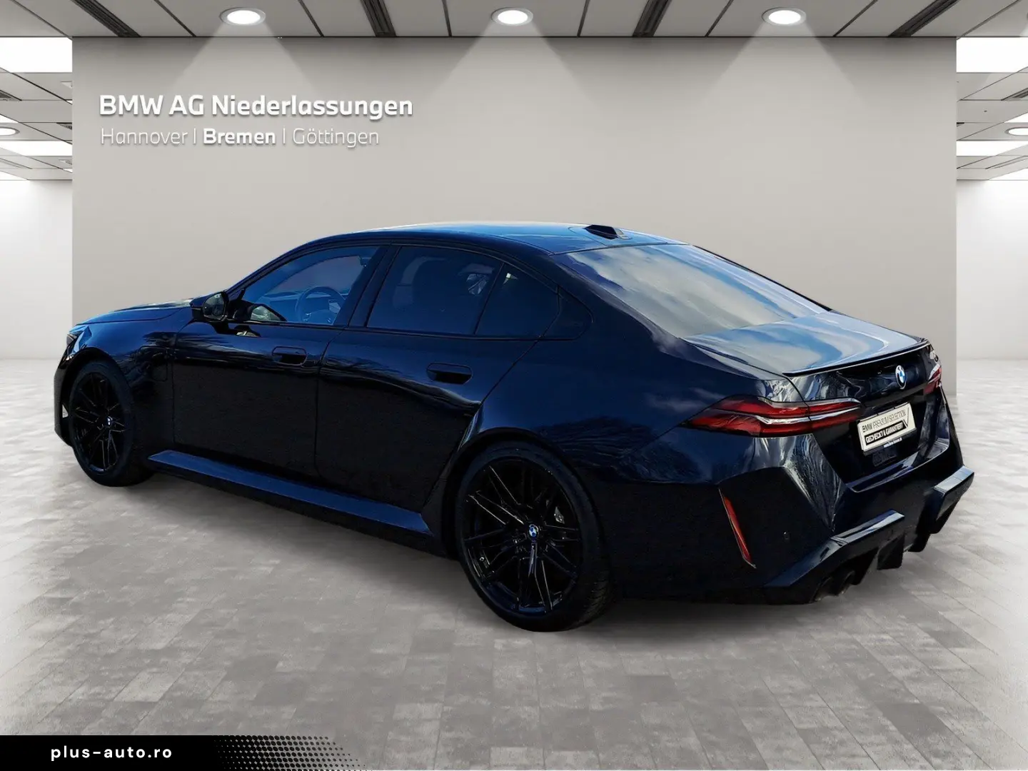 BMW M5 Limousine AHK Driv.Assist. Winterräder inkl.