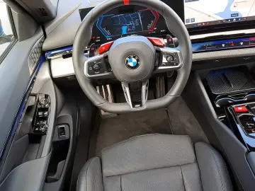 BMW M5 Limousine AHK Driv.Assist. Winterräder inkl.