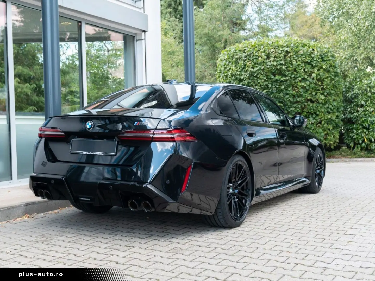 BMW M5 Limousine  DRIVING PROF.   COMFORT PAKET  B&W