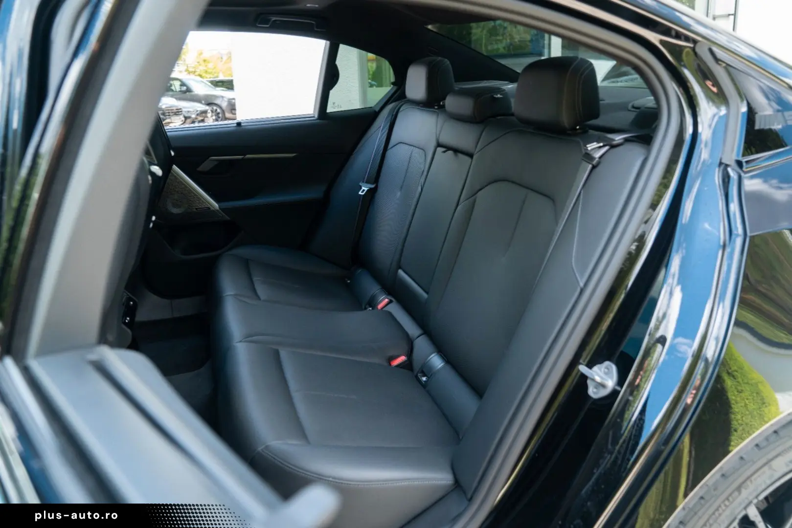 BMW M5 Limousine  DRIVING PROF.   COMFORT PAKET  B&W