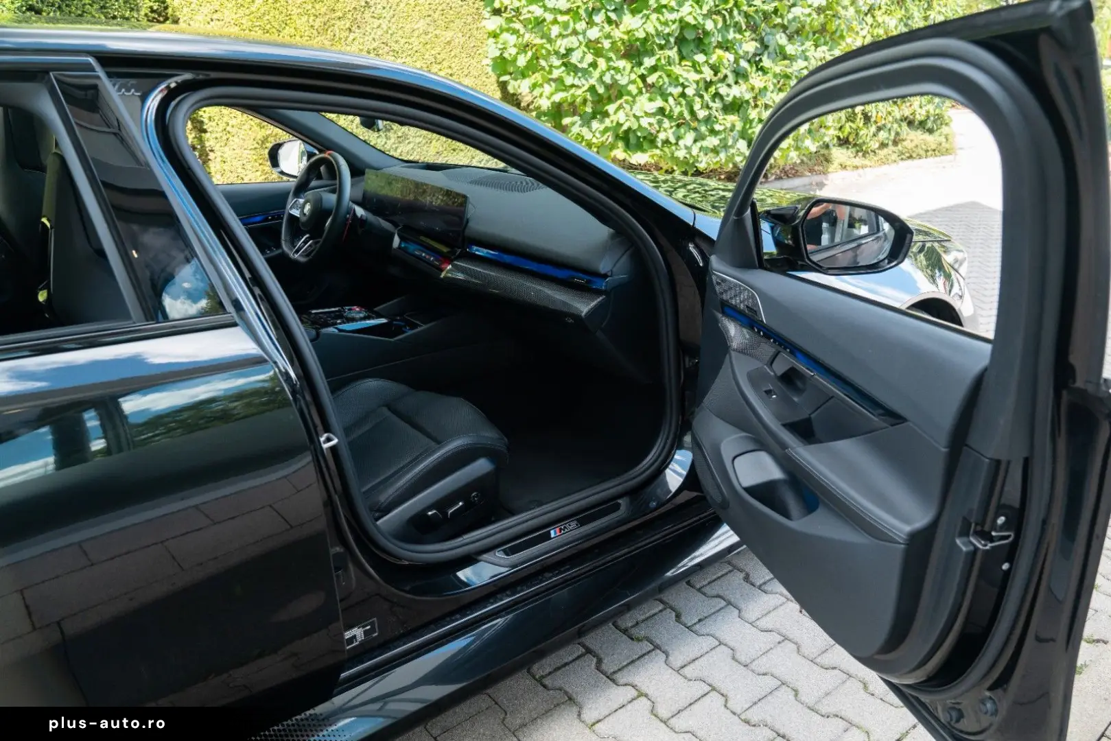 BMW M5 Limousine  DRIVING PROF.   COMFORT PAKET  B&W