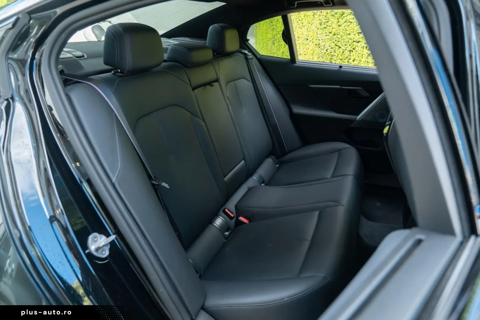 BMW M5 Limousine  DRIVING PROF.   COMFORT PAKET  B&W