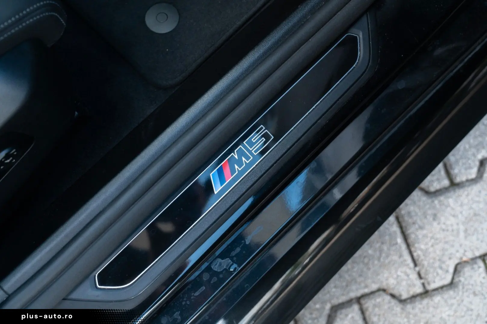 BMW M5 Limousine  DRIVING PROF.   COMFORT PAKET  B&W