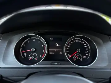 Volkswagen Golf VII 1.4 TSI Comfortline BlueMotion Tech