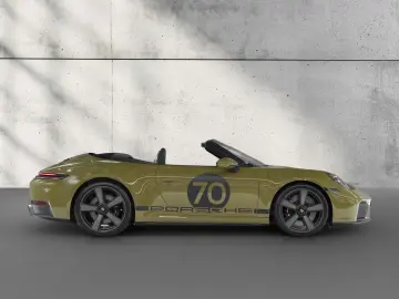 Porsche 911 GTS Heritage Spirit 70