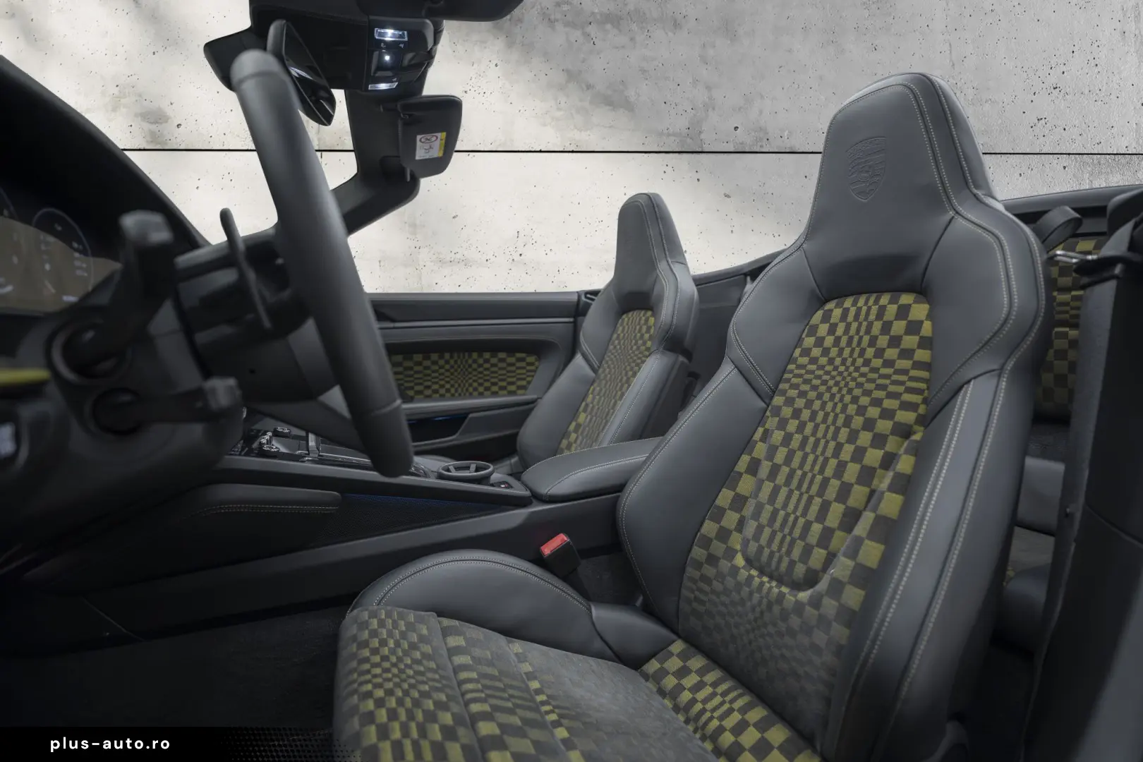 Porsche 911 GTS Heritage Spirit 70