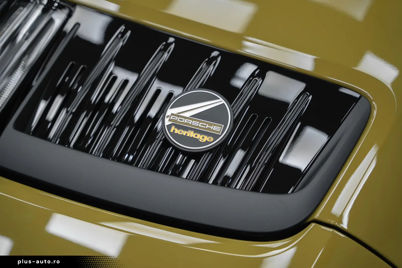 Porsche 911 GTS Heritage Spirit 70