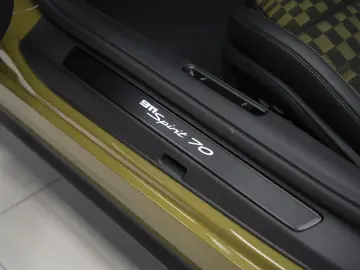 Porsche 911 GTS Heritage Spirit 70