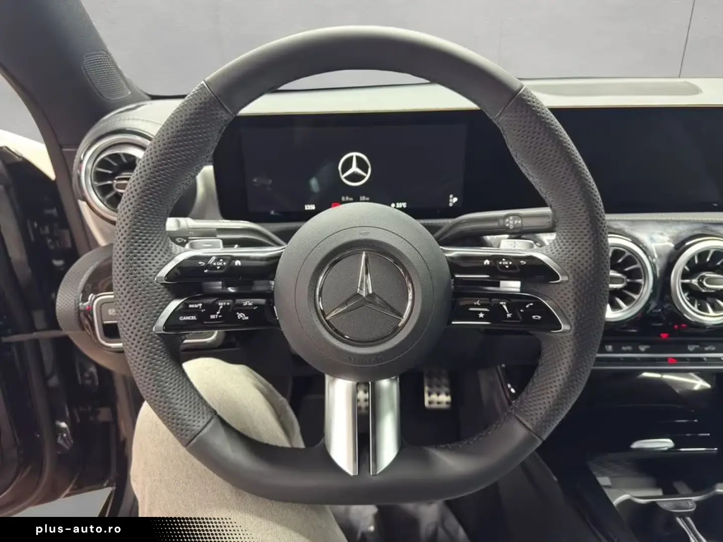 Mercedes-Benz CLA 200 AMG Line Advanced Plus