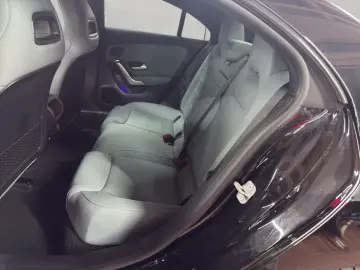 Mercedes-Benz CLA 200 AMG Line Advanced Plus