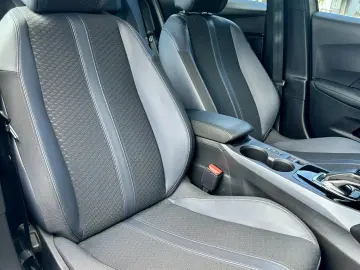 Peugeot 2008 2020 131.000km Automata Franare Rate Garantie