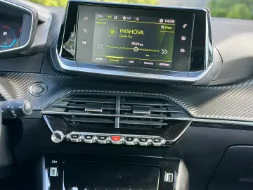 Peugeot 2008 2020 131.000km Automata Franare Rate Garantie