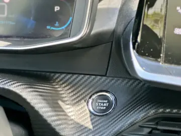 Peugeot 2008 2020 131.000km Automata Franare Rate Garantie