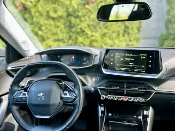 Peugeot 2008 2020 131.000km Automata Franare Rate Garantie