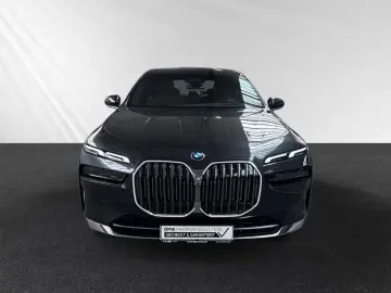 BMW 750e xDrive