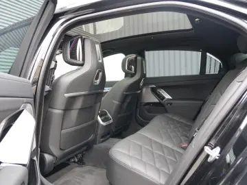 BMW 740d xDrive M Sport