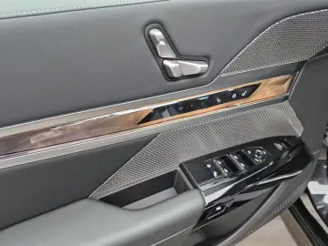 BMW 740d xDrive M Sport