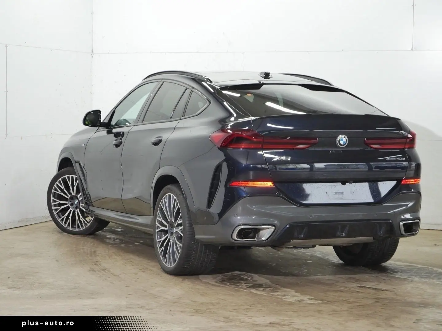 BMW X6 xDrive40d M Sport Panorama AHK STHZ H&K