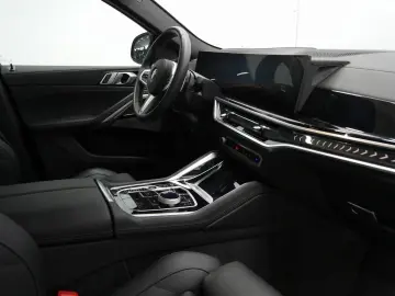 BMW X6 xDrive40d M Sport Panorama AHK STHZ H&K