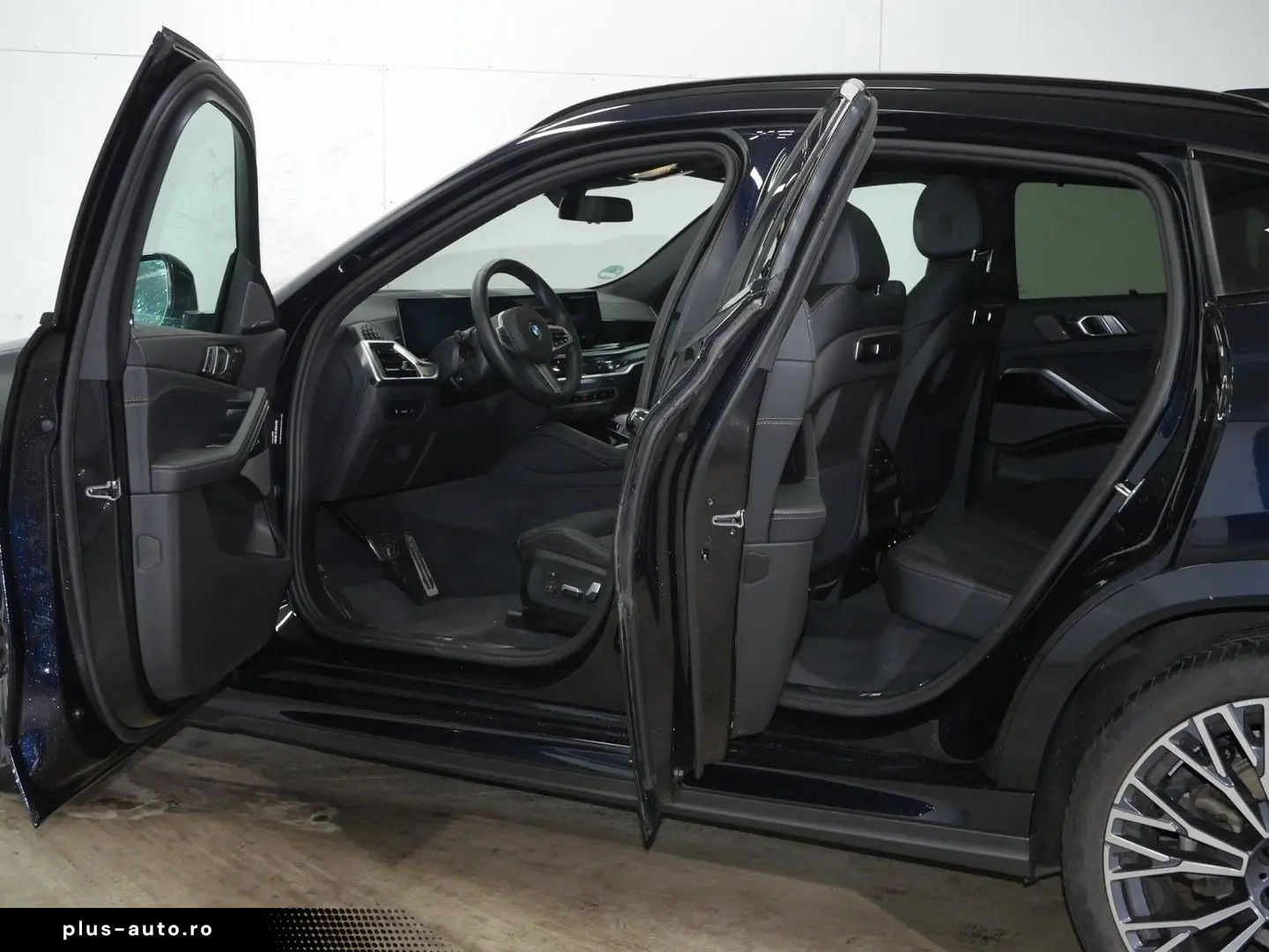 BMW X6 xDrive40d M Sport Panorama AHK STHZ H&K