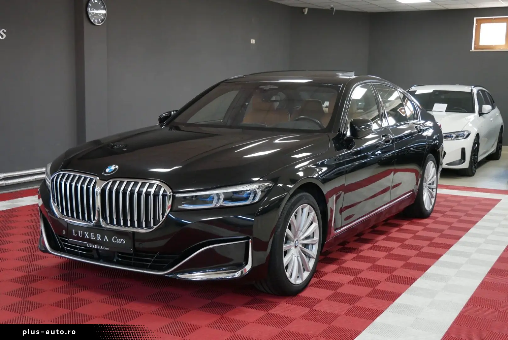 BMW 730d AHK Standheizung Sitzbelüft HK HuD GSD