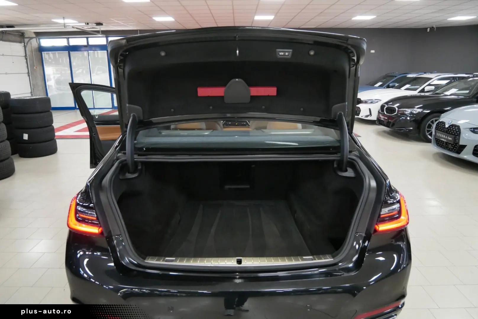 BMW 730d AHK Standheizung Sitzbelüft HK HuD GSD